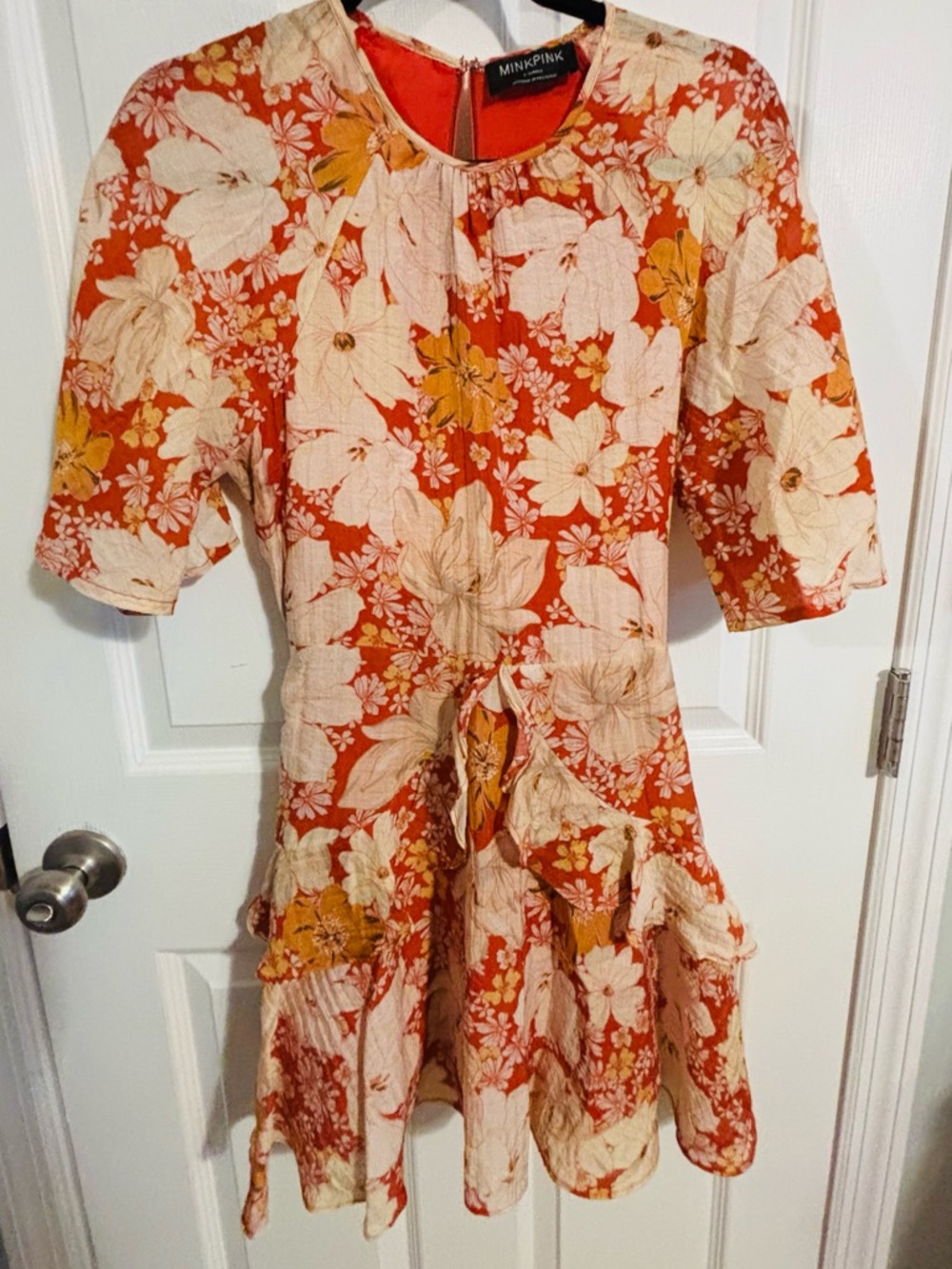 😍MINKPINK Floral Dress in Orange and Cream size XS